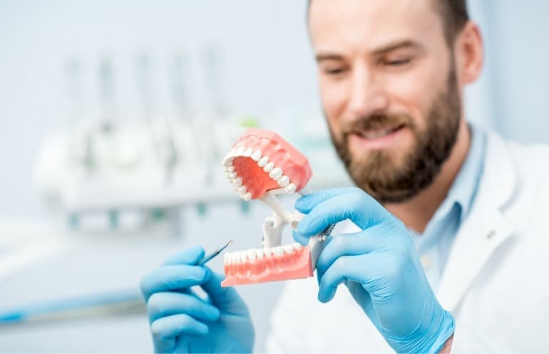 Le rebasage : pour améliorer la durabilité de la prothèse